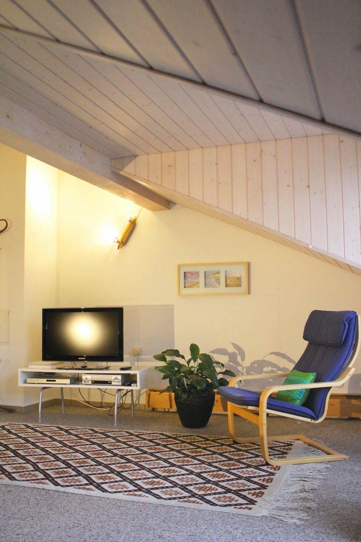 Mybednbreakfast In Bottmingen Panzió Kültér fotó