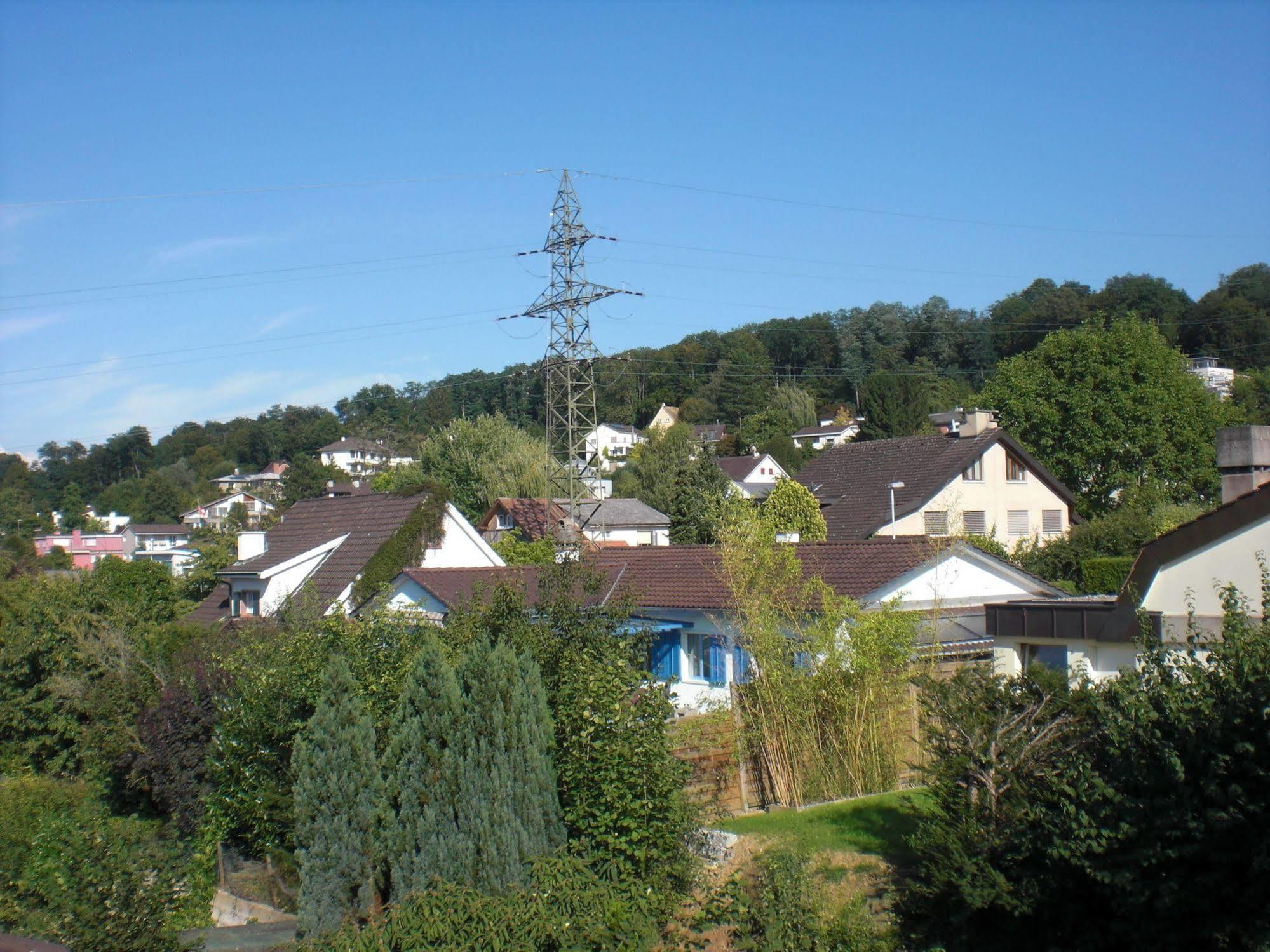 Mybednbreakfast In Bottmingen Panzió Kültér fotó