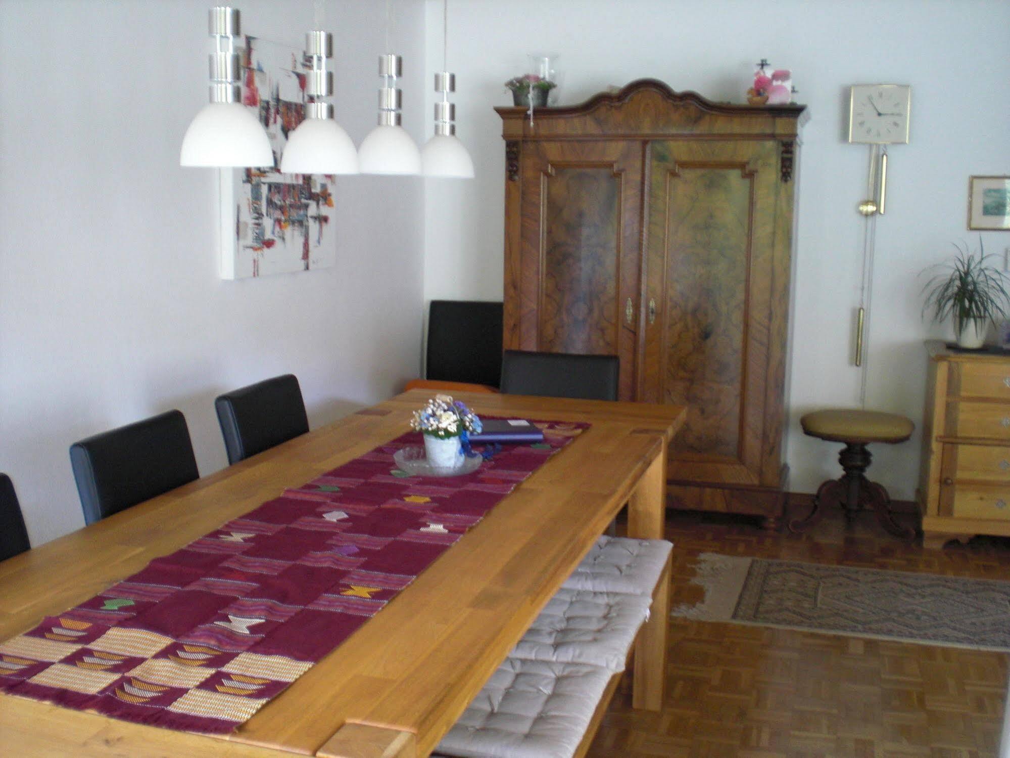 Mybednbreakfast In Bottmingen Panzió Kültér fotó