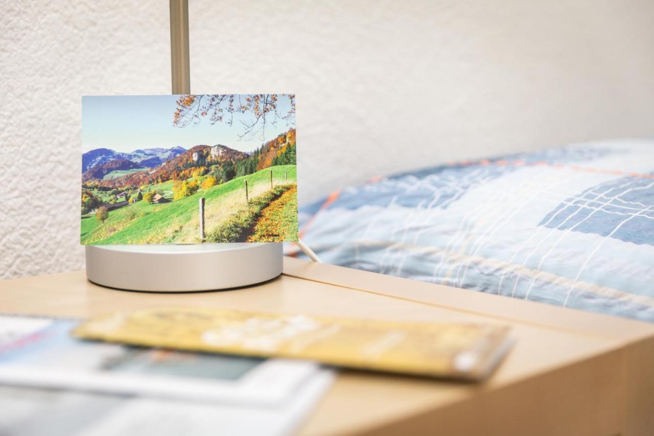 Mybednbreakfast In Bottmingen Panzió Kültér fotó