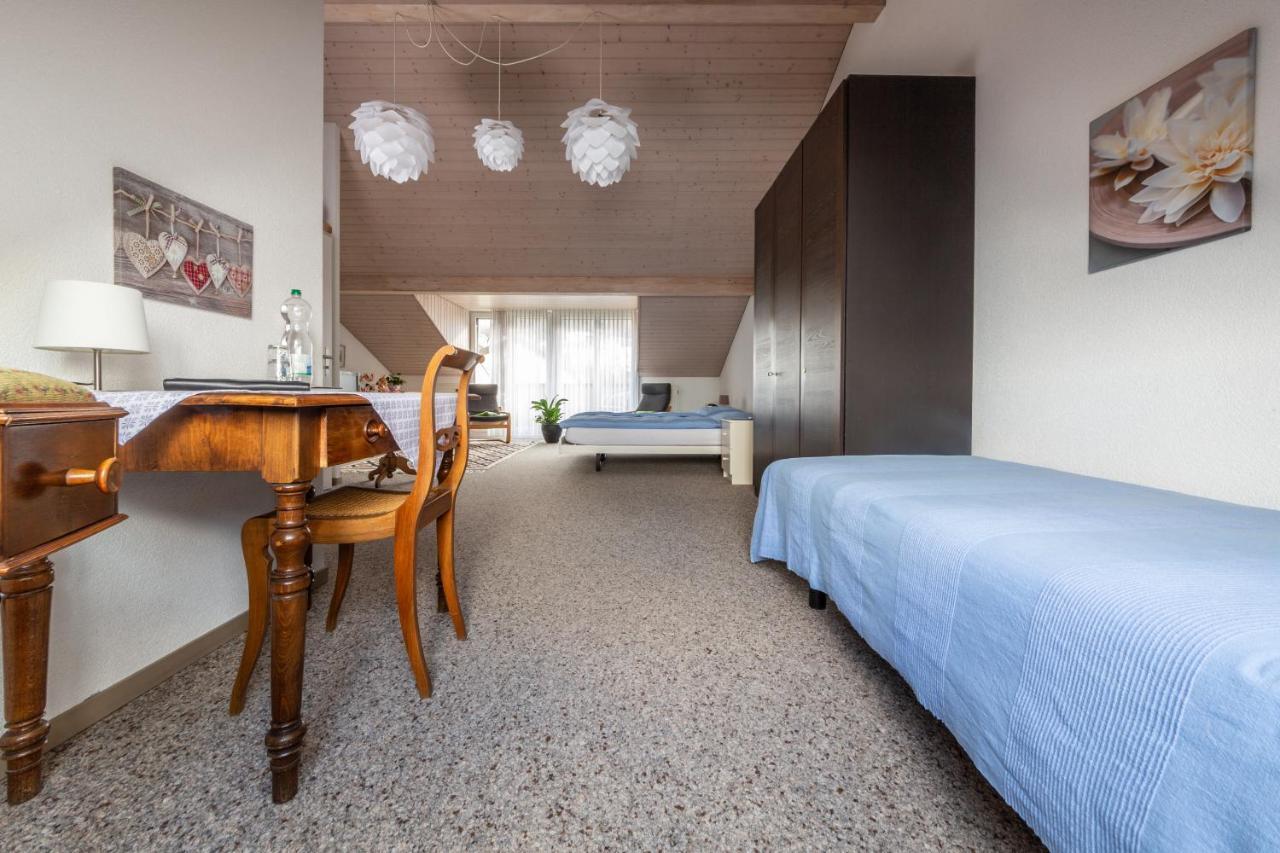 Mybednbreakfast In Bottmingen Panzió Kültér fotó